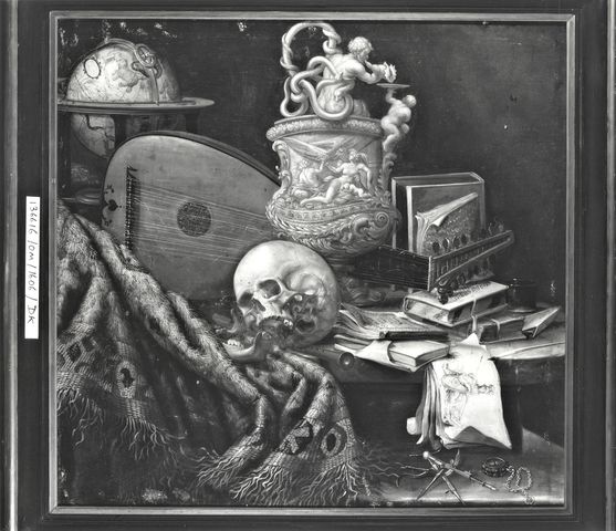 Sotheby's — Valentin Gottfried - sec. XVII/ XVIII - Natura morta con teschio, globo celeste, urna decorata, disegni, tappeto e liuto — insieme